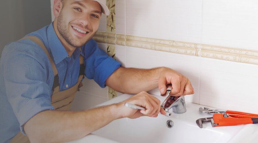 Expert burst pipe repair services in Rome City, IN